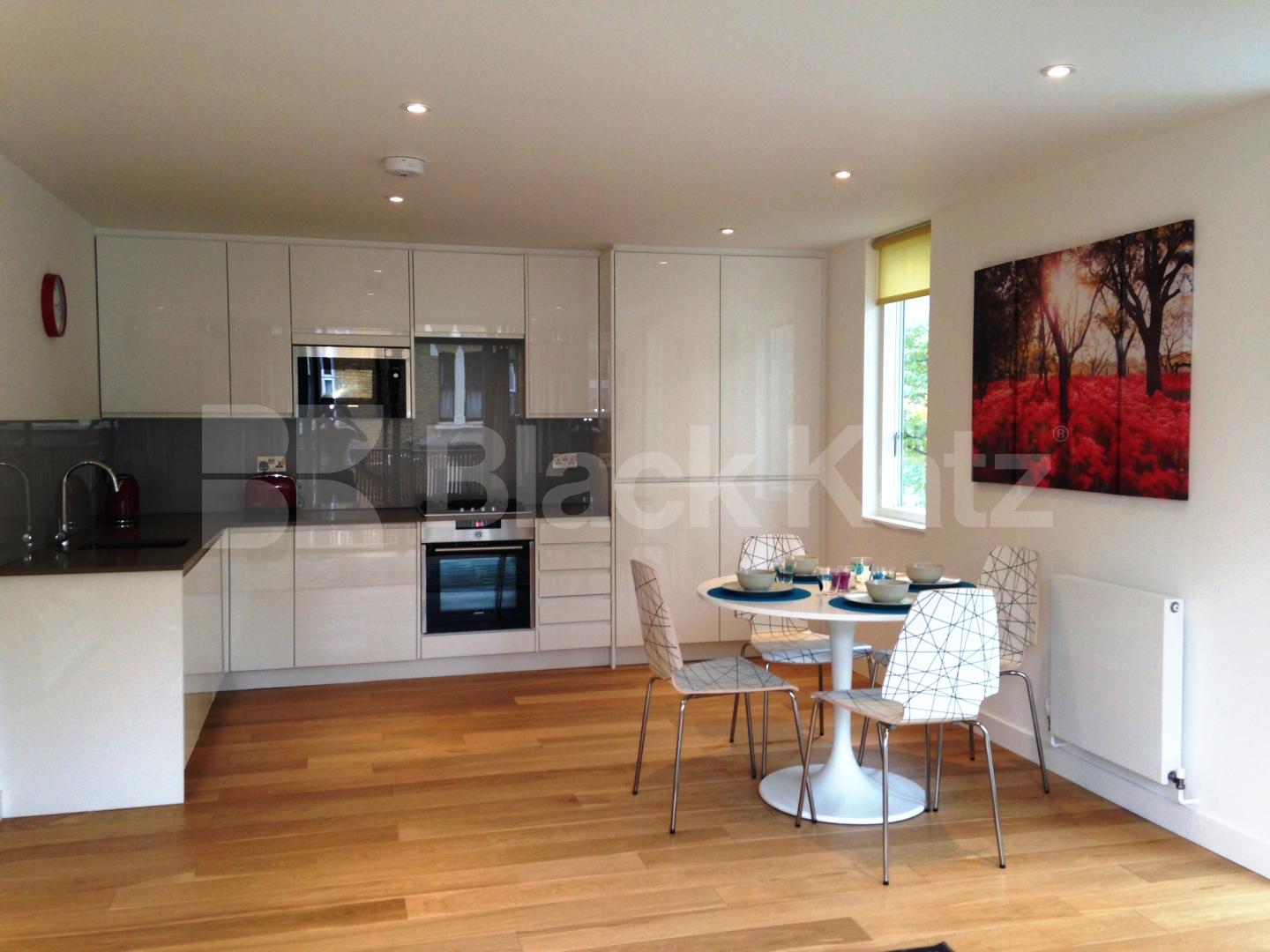 			NEW INSTRUCTION, 2 Bedroom, 1 bath, 1 reception Apartment			 Park View Apartments. Brandon Street, Elephant and Castle